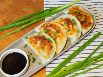 Crispy Chinese Chives Pockets 香脆韭菜盒子